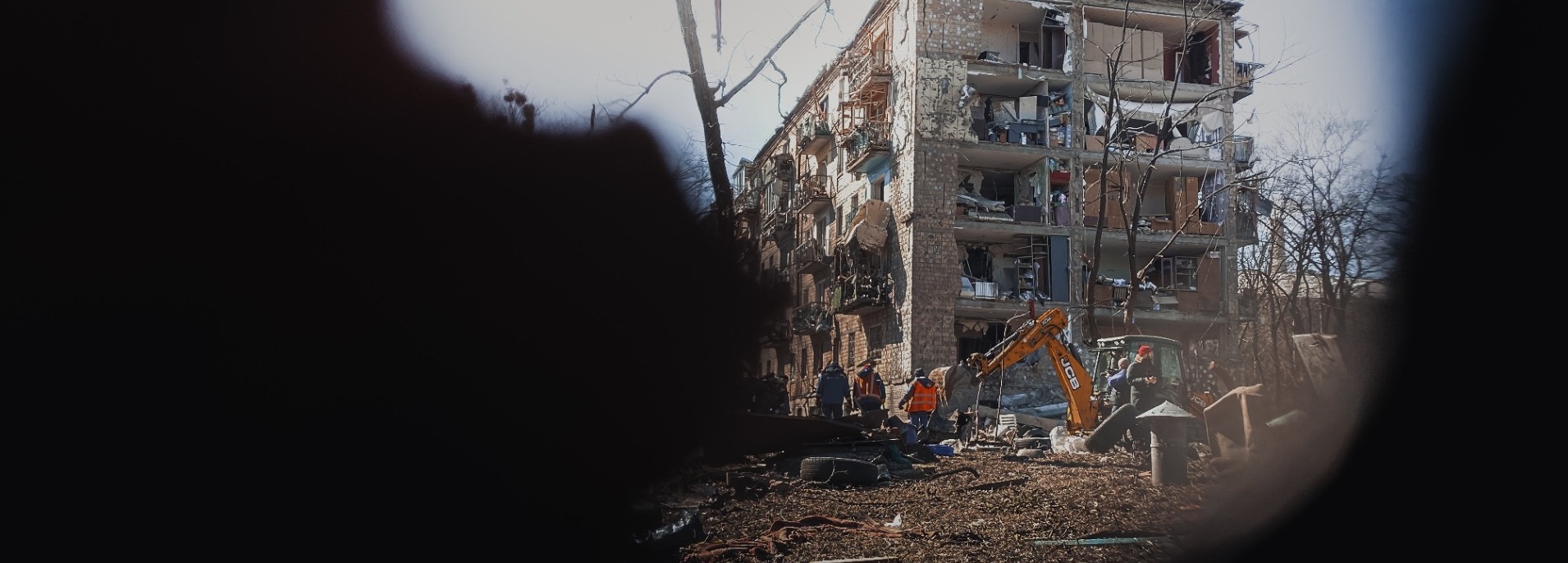 View of a destroyed building in Ukraine. 